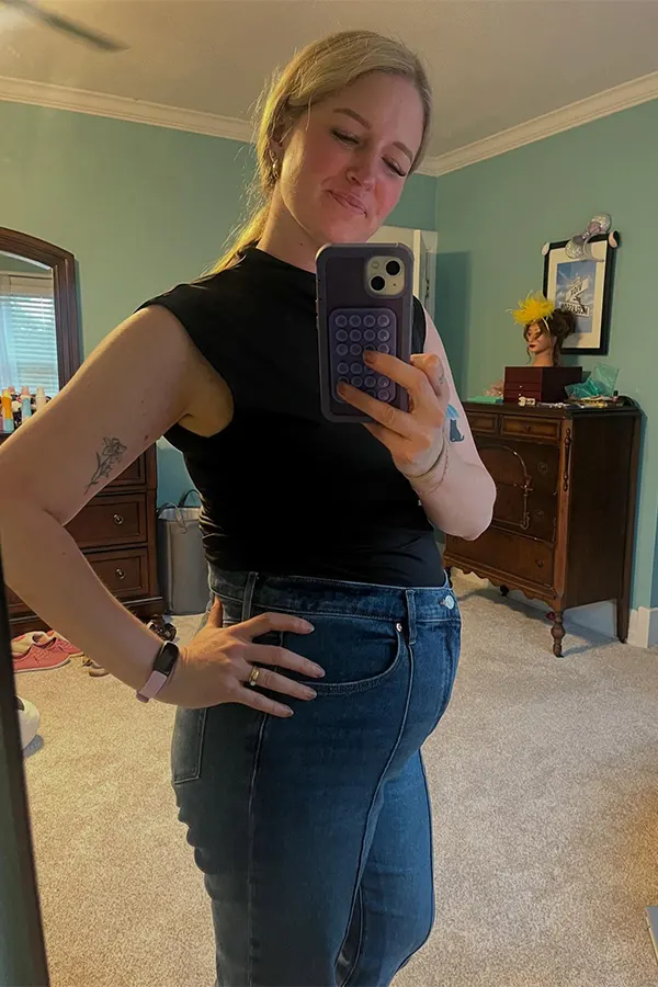 Black Fitted Tee With Dark Jeans For A Simple Everyday Outfit