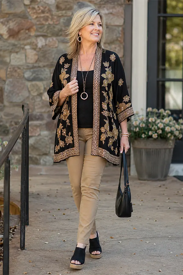 Black And White Printed Blouse With Wide Leg Trousers