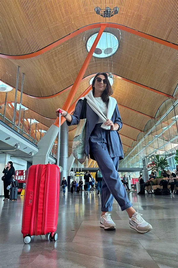 Blue Layered Outfit With Relaxed Airport Comfort