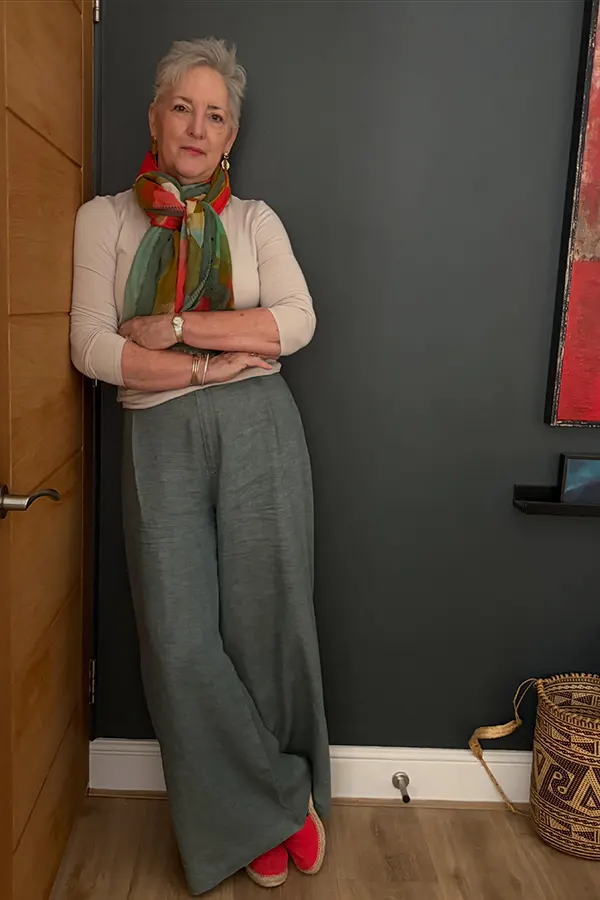 Gray Wide Leg Pants With A Scarf