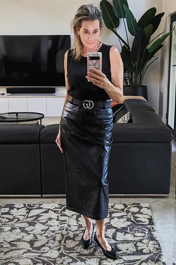 Make A Black Leather Midi Skirt The Evening Focus