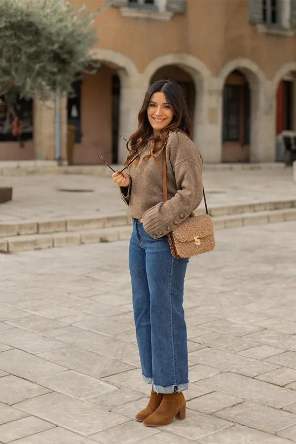 Textured Neutral Top With Wide Leg Jeans