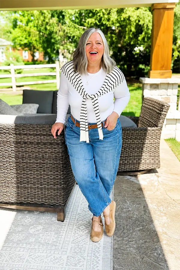 White Striped Sweater With Blue Jeans For A Relaxed Petite Friendly Outfit