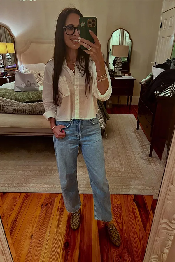 Soft Cardigan With Jeans And A Crossbody Bag